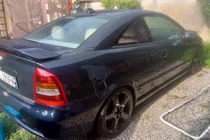 opel astra 2000 turbo benzina
