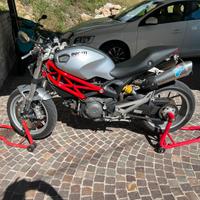 Ducati Monster 1100