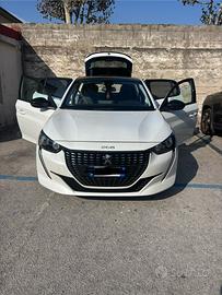 Peugeot 208 1.2 PureTech benzina