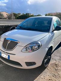 Lancia Ypsilon Unyca