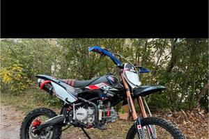 Moto pitbike 2023