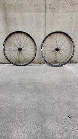 Ruote gravel strada DT swiss 540