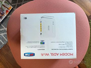 Lotto Elettronica: 2 Modem TIM ADSL + 2 DVD