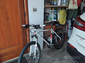 bicicletta MTB 27