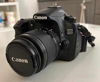 Canon EOS 60D + Obiettivo 18-55mm