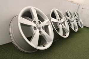 Cerchi in lega Audi A3 16 ORIGINALI 8V0071496