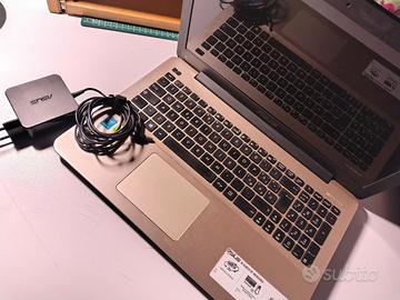 notebook ASUS intel i5 8GB RAM 1TB HD NVIDIA 820M