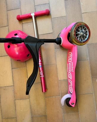 Monopattino mini micro con casco