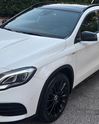 Mercedes-benz GLA 200 d Automatic Premium Night Ed