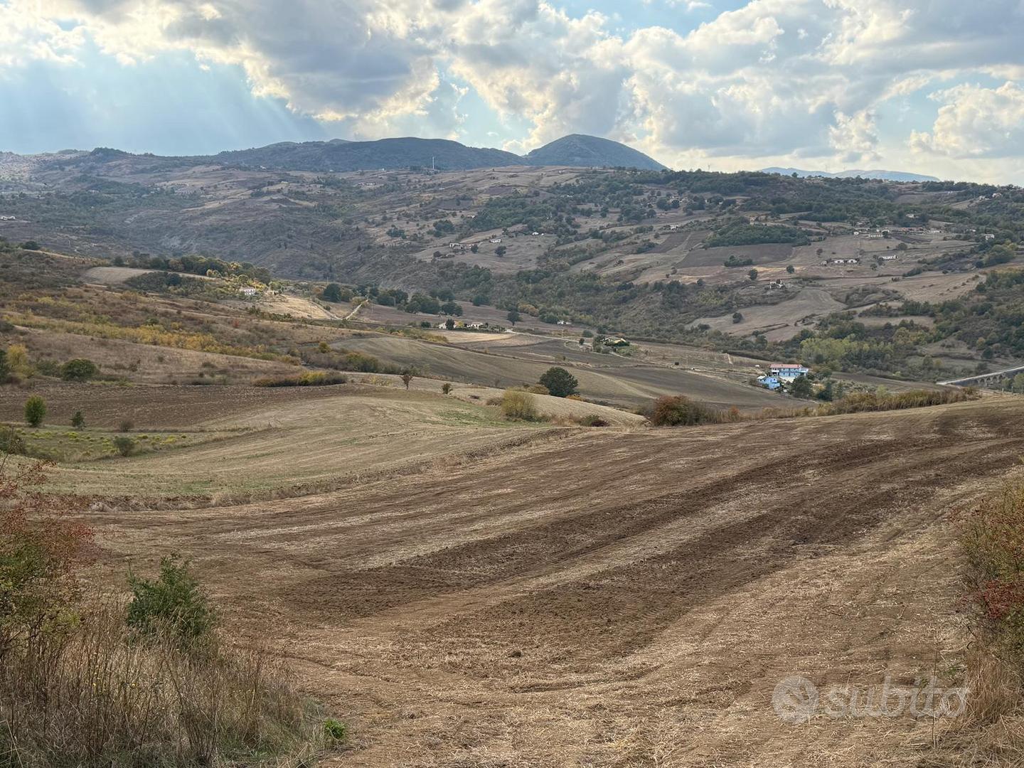 Casolare con terreno in Basilicata - Vista 2