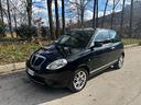 lancia-ypsilon-1-2-oro-neopatentati