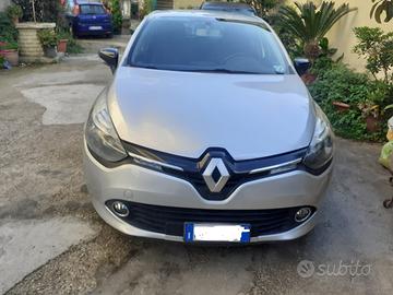 RENAULT Clio 4ª serie - 2014