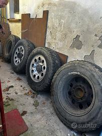 Cerchi Suzuky Vitara con pneumariti montati