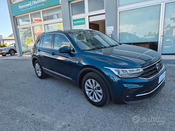 Volkswagen Tiguan 2.0 TDI 122 CV * LIFE