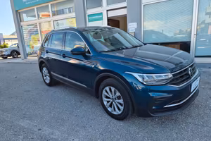 Volkswagen Tiguan 2.0 TDI 122 CV * LIFE