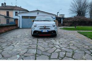 Abarth 695 turismo cabrio 