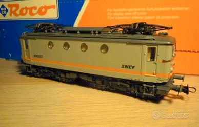 Locomotiva BB 8251 Roco art. 43460