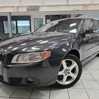 Volvo V70 2.4 d5 185 cv Momentum