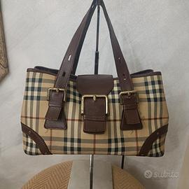 borsa Burberry bauletto 