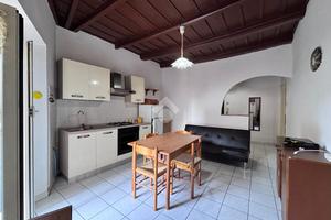 2 LOCALI A VITERBO