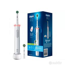 Oral-B Pro 3-3000 Spazzolino Elettrico