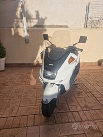 Yamaha Majesty 250 anno 1998