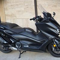Yamaha TMAX 560