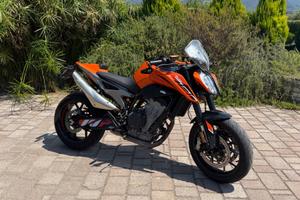 KTM Duke 790 ‘24 TECH PACK