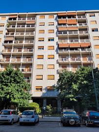 Ampio alloggio in via Zambelli