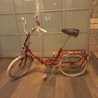 Bicicletta rossa vintage "Sandra", stile Graziella