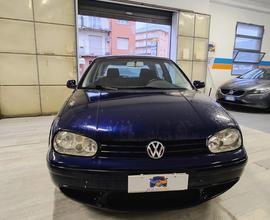 VOLKSWAGEN Golf 1.8 turbo 20V cat 3p. GTI