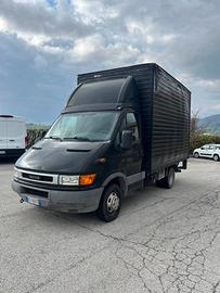 Fugone Iveco Daily 35c9 2004 con sponda idraulica