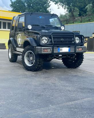 Suzuki samurai