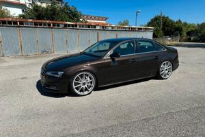 Audi a4 2.0 tfsi quattro