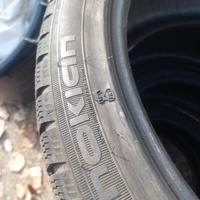 4 gomme invernali da 19