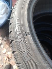 4 gomme invernali da 19
