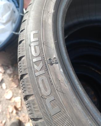 4 gomme invernali da 19