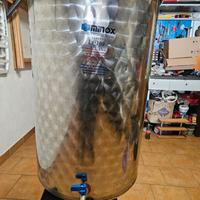 Serbatoio Minox  in acciaio inox per vino da 100L