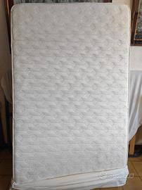 Materasso una piazza e mezza  e rete ortopedica