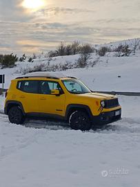 Jeep Renegade 2.0 mjt Night Eagle 4wd 120cv gialla