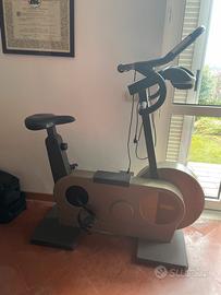 Cyclette TechnoGym System
