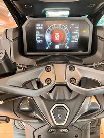 T Max 560 Tech Max anno 2024