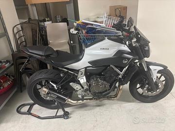 Scarico sportivo mivv mt 07