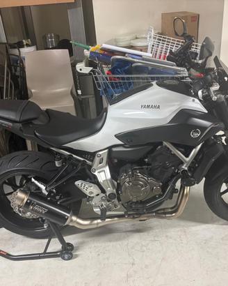 Scarico sportivo mivv mt 07