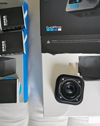 Gopro Hero 12 + Max Lens Mod 2.0 + 4x batt. enduro