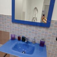 lavabo da bagno sospeso tutto in cristallo 