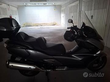 HONDA SILVER WING 400