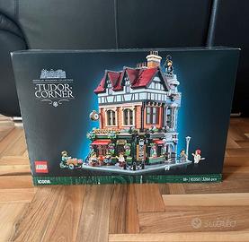LEGO 10350 Tudor Corner - Nuovo