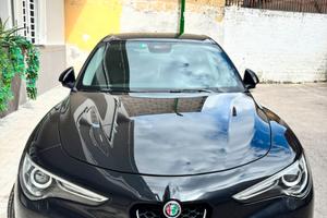 Stelvio 2.2 turbo diesel 190 cv Executive