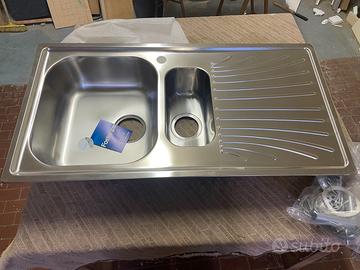 Lavello a due vasche e sgocciolatoio Foster